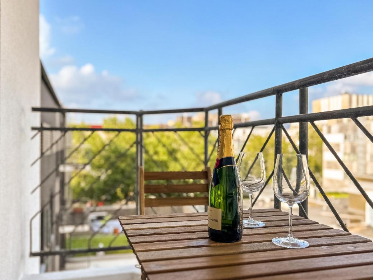Design-Apartment - Bochum Zentrum - 2 Balkons - 118M2 - Netflix Buitenkant foto